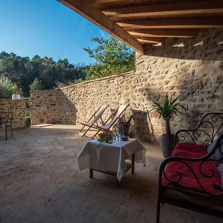 Des Colombes D'hotes & Pensjonat 4*