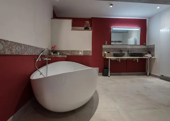Des Colombes D'hotes & Konukevi 4*