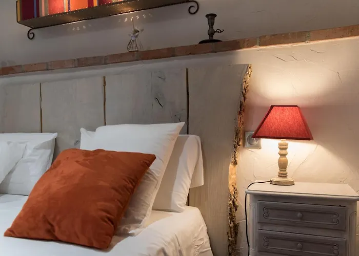 Konukevi Des Colombes D'hotes & Oms